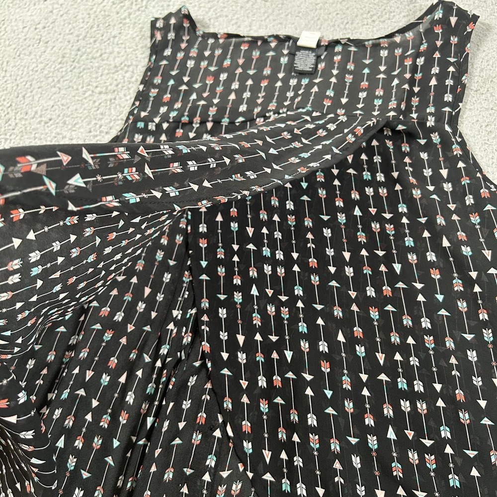 Torrid Shirt Womens 2 Black Arrow Print Sleeveless Sheer Split Back Top - Picture 14 of 15